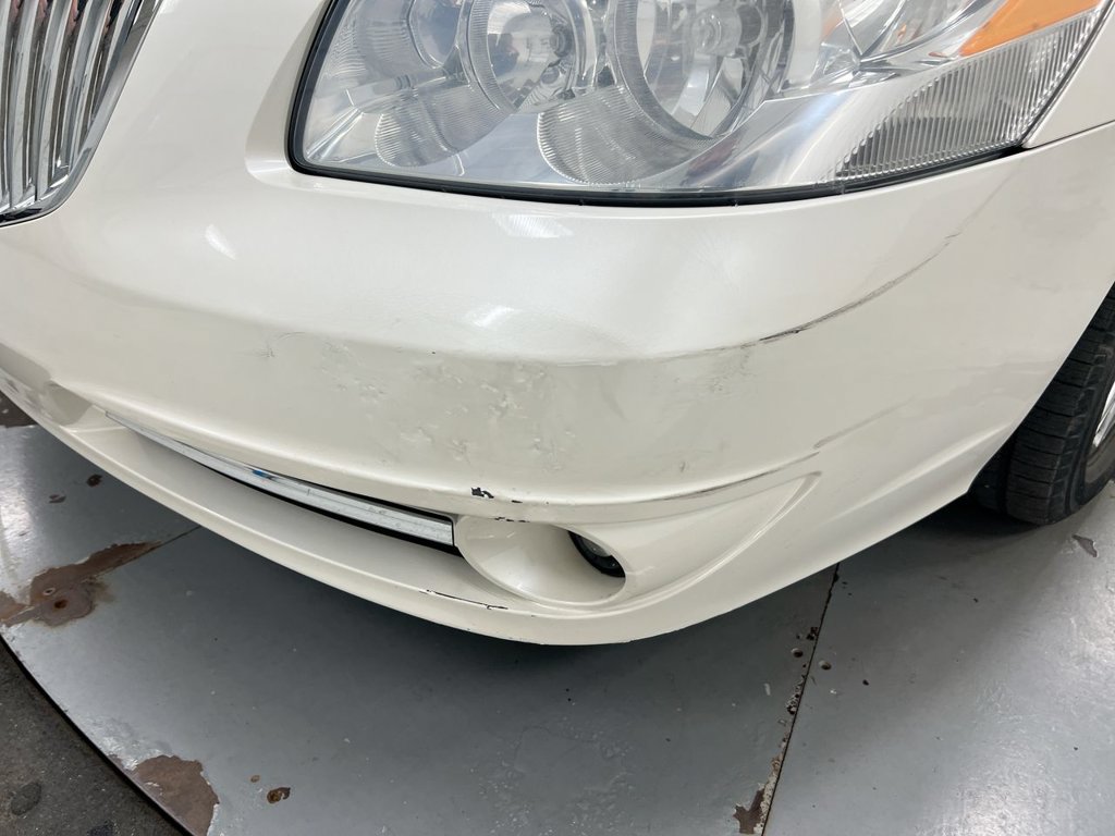 Used 2011 Buick Lucerne CXL FWD image 27