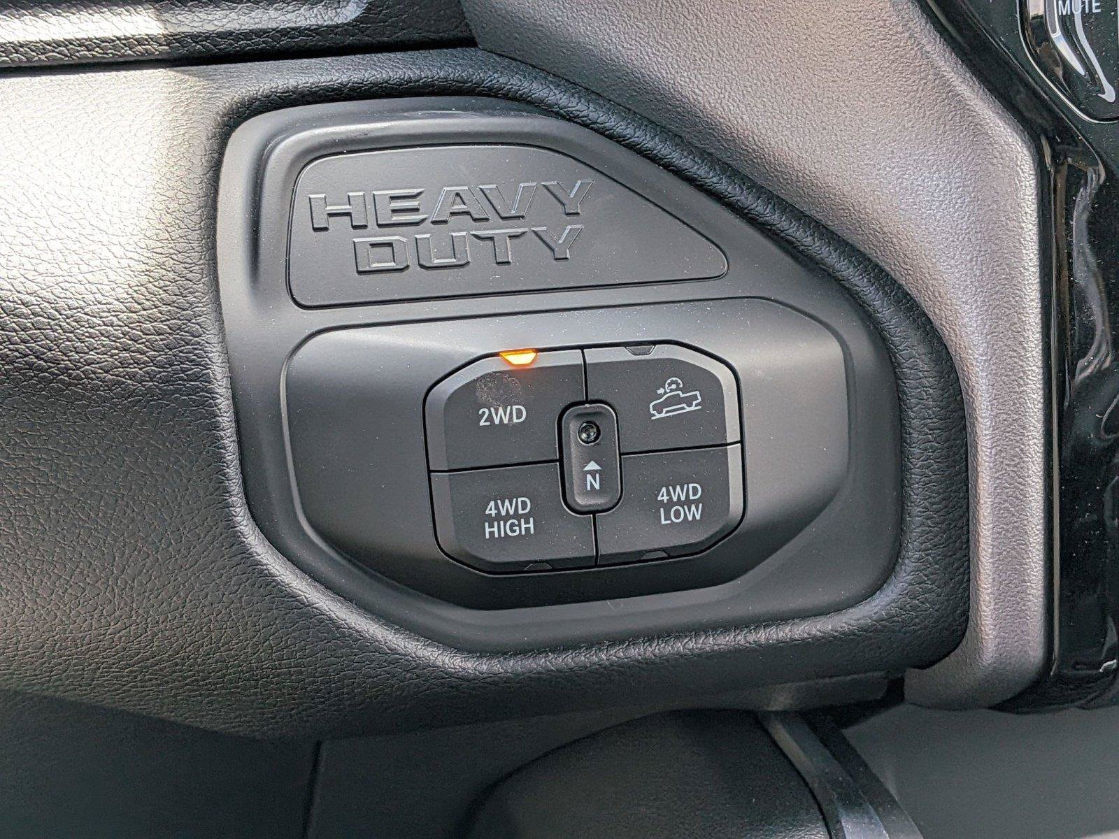 New 2026 RAM 2500 Big Horn AWD/4WD image 13