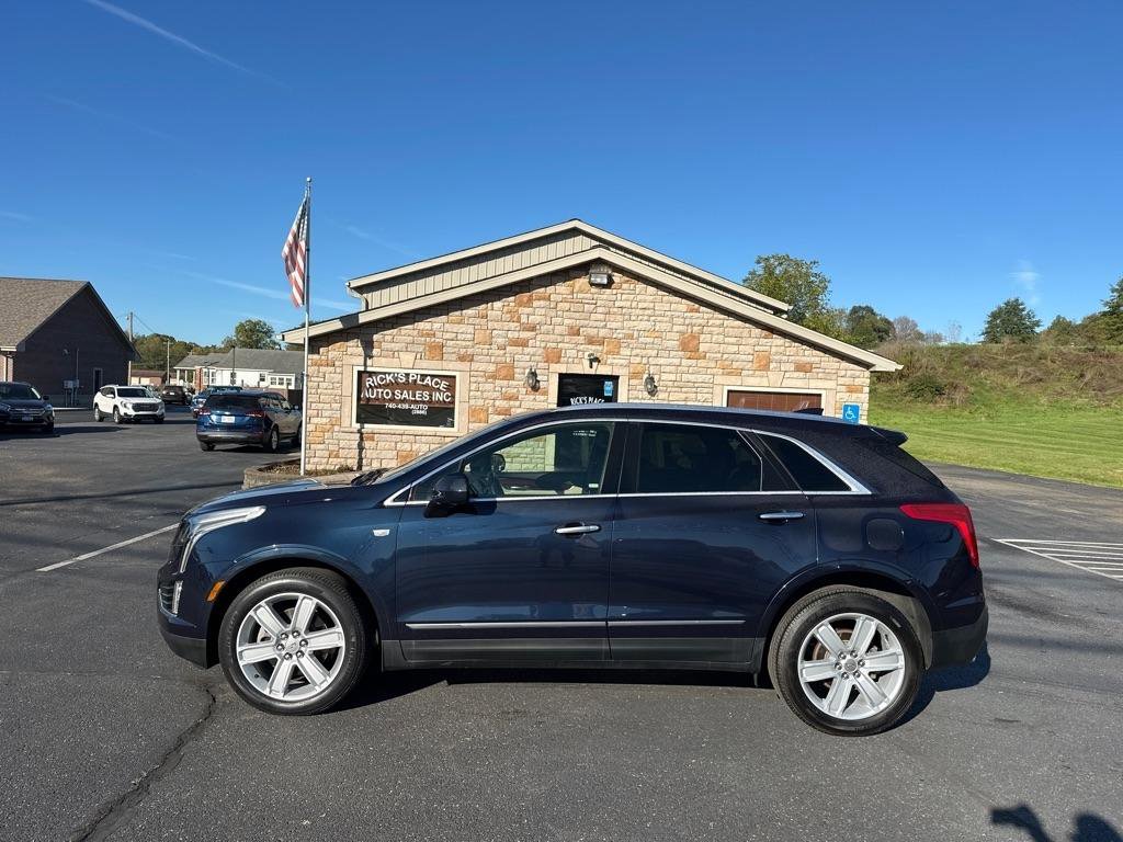 Used 2017 Cadillac XT5 Luxury w/ Driver Awareness Package image 2