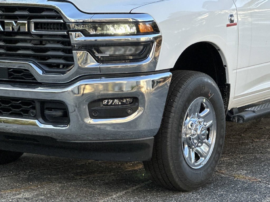 New 2026 RAM 2500 Tradesman AWD/4WD image 7