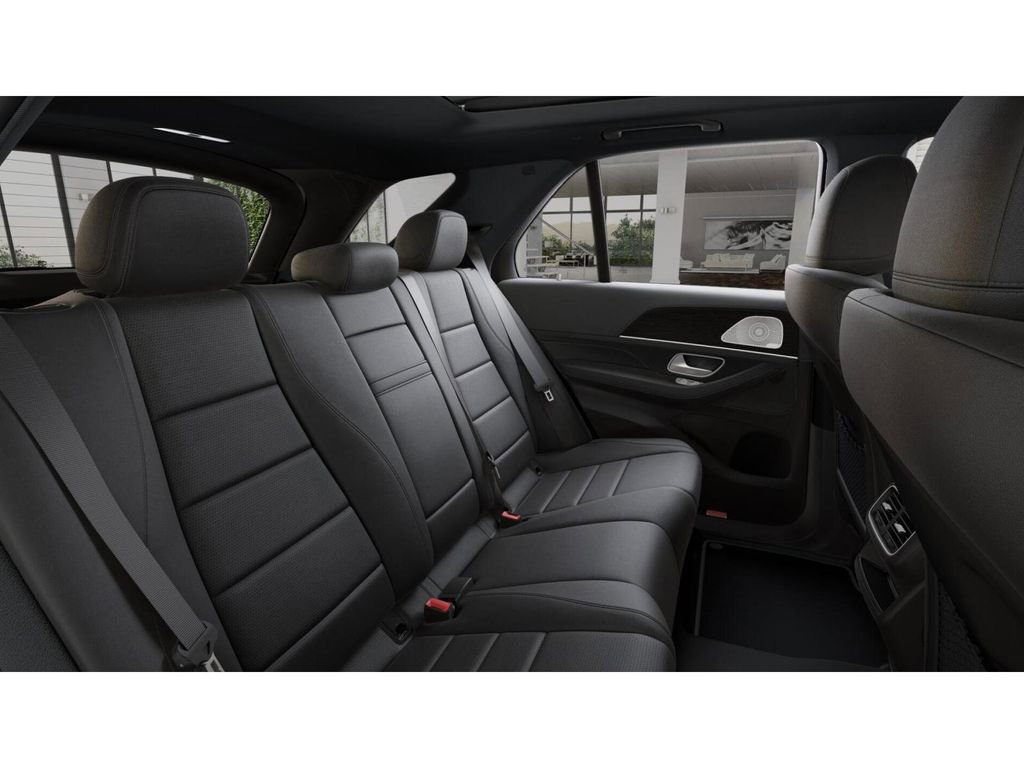 Certified 2026 Mercedes-Benz GLE 350 4MATIC image 5