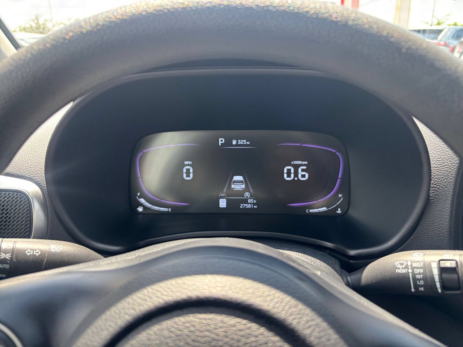 Used 2025 Kia Soul LX w/ LX Technology Package FWD image 37