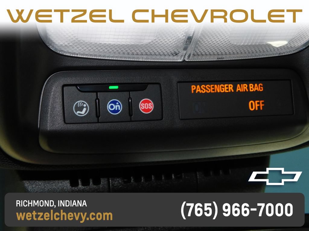 Used 2025 Chevrolet Colorado ZR2 w/ Technology Package AWD/4WD image 35