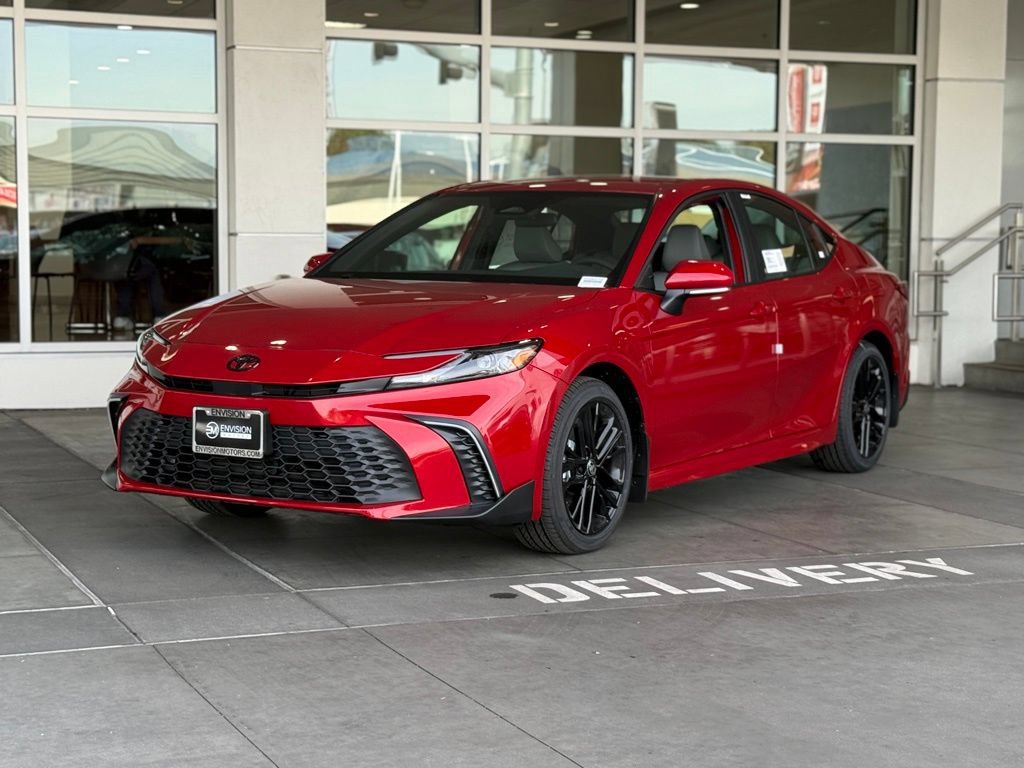 Used 2026 Toyota Camry SE FWD image 3