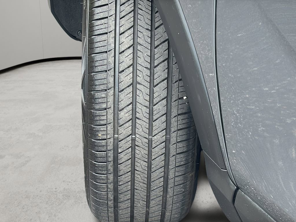 Used 2020 Buick Encore GX Preferred w/ Cold Weather Comfort Package FWD image 44