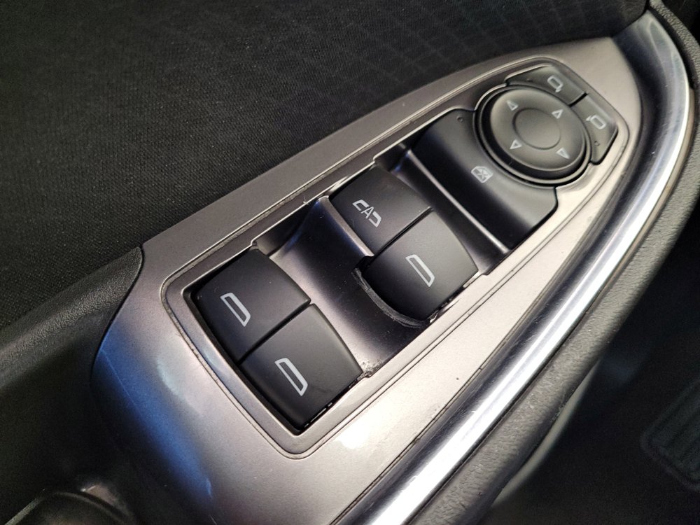Used 2018 Chevrolet Malibu LT FWD image 27