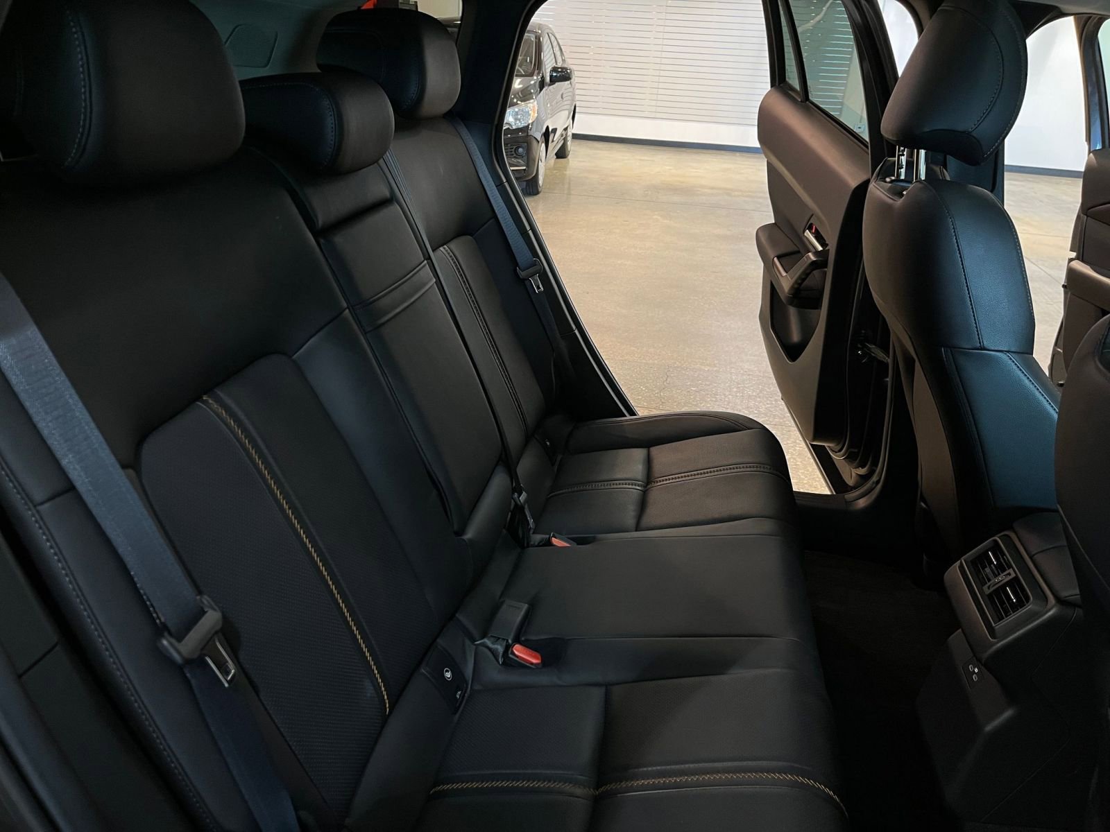 Used 2025 MAZDA CX-50 2.5 Hybrid w/ Premium Plus Pkg AWD/4WD image 39