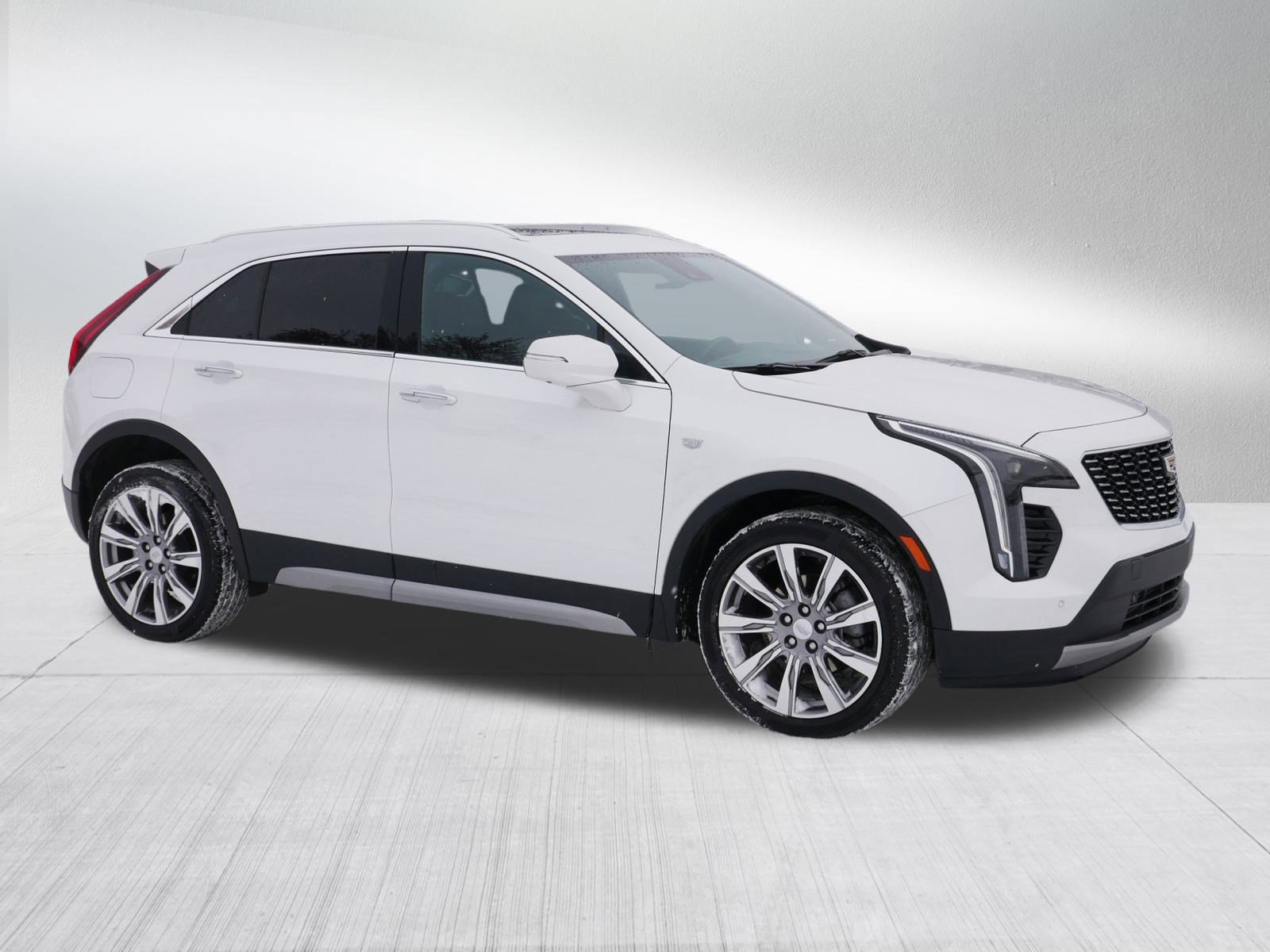 Certified 2022 Cadillac XT4 Premium Luxury w/ Technology Package image 9