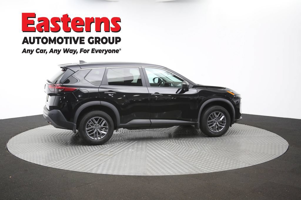 Used 2023 Nissan Rogue S AWD/4WD image 44