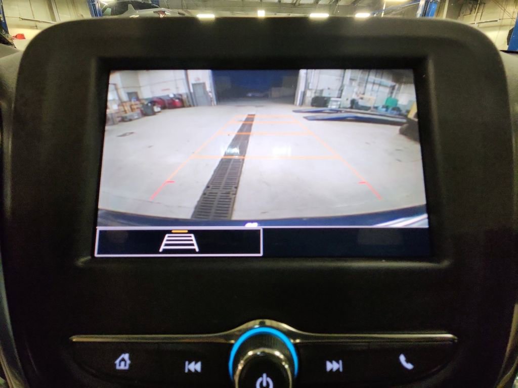 Used 2023 Chevrolet Equinox LT image 18