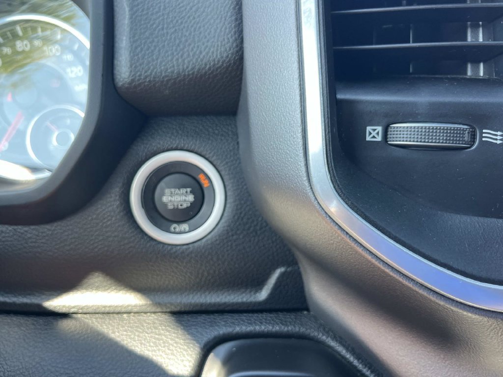 Used 2022 RAM 1500 Big Horn RWD image 38