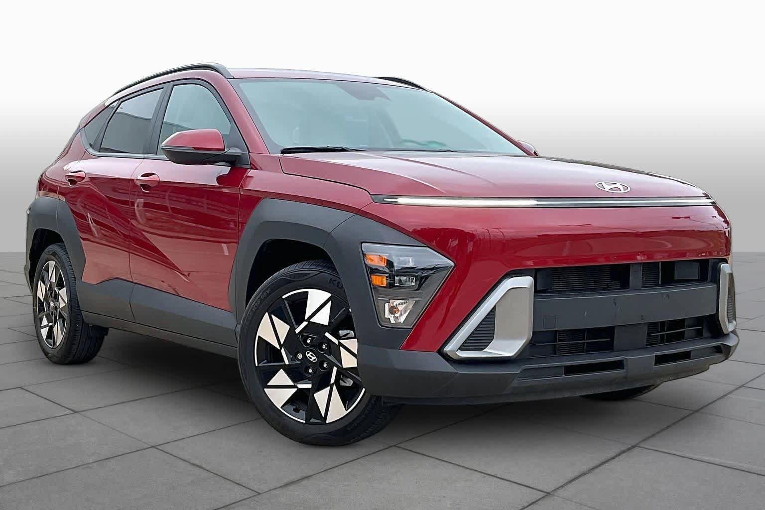 Certified 2024 Hyundai Kona SEL FWD image 3