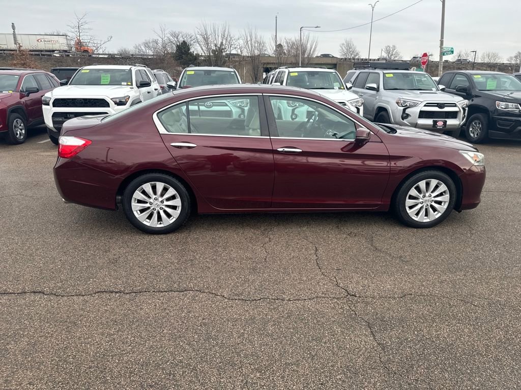 Used 2015 Honda Accord EX-L image 9