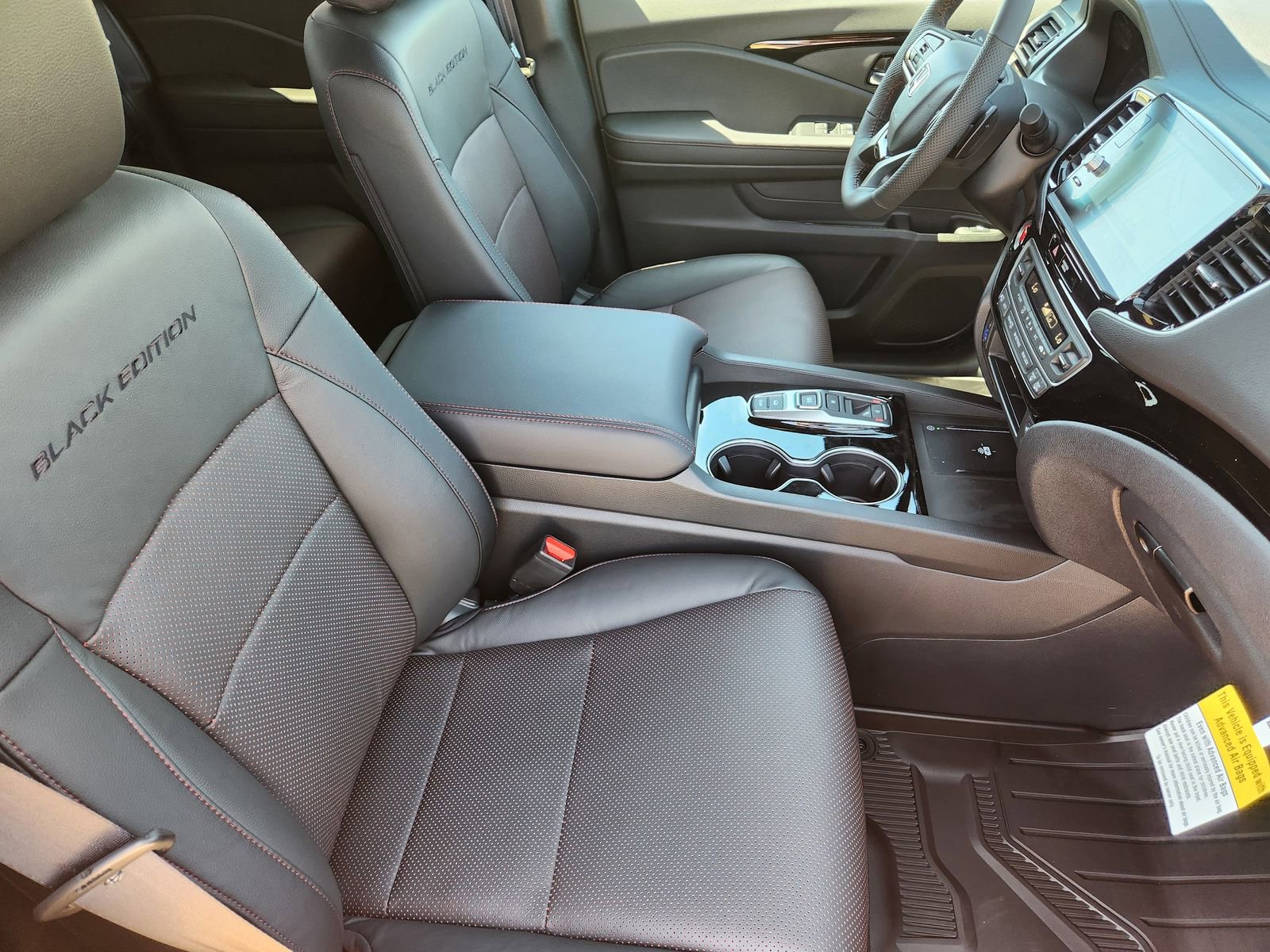New 2026 Honda Ridgeline Black Edition image 13