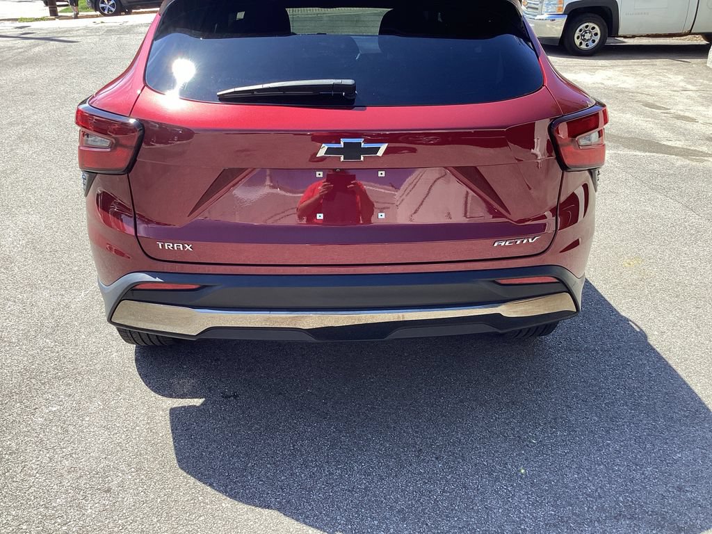 Used 2024 Chevrolet Trax ACTIV FWD image 19
