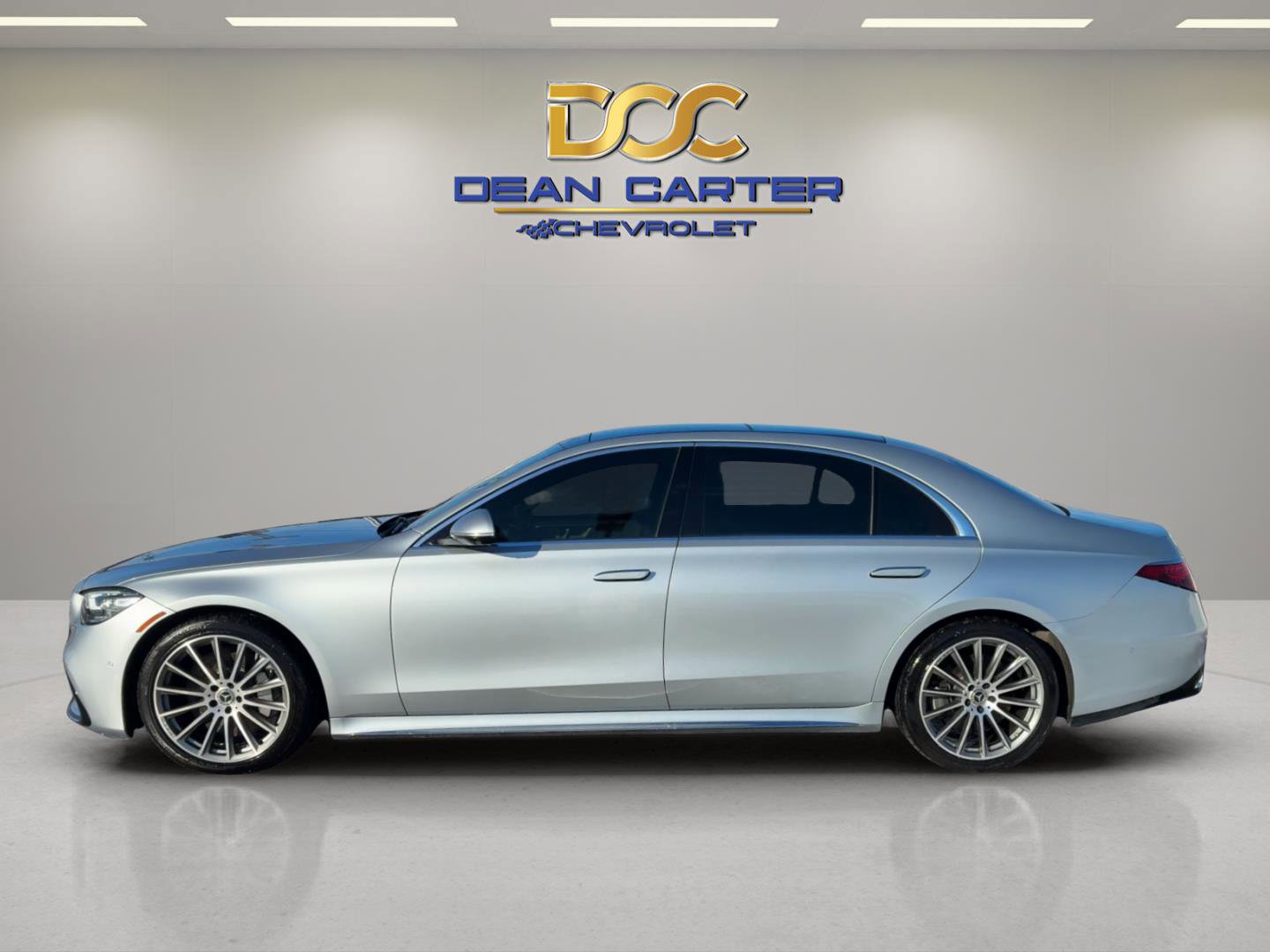 Used 2021 Mercedes-Benz S 500 4MATIC image 2