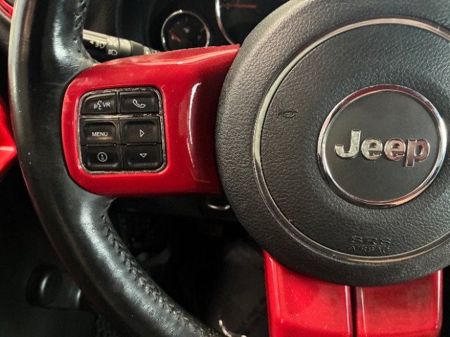 Used 2018 Jeep Wrangler Unlimited Sport w/ Connectivity Group AWD/4WD image 18