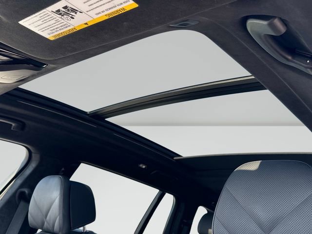 Used 2024 BMW X7 xDrive40i w/ M Sport Package image 15