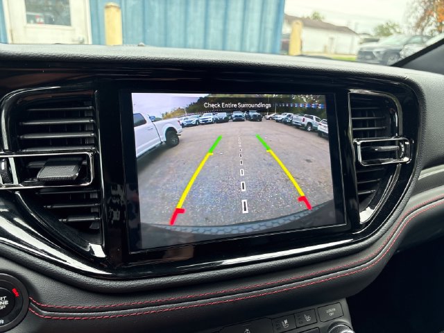Used 2025 Dodge Durango R/T w/ Blacktop Package AWD/4WD image 17