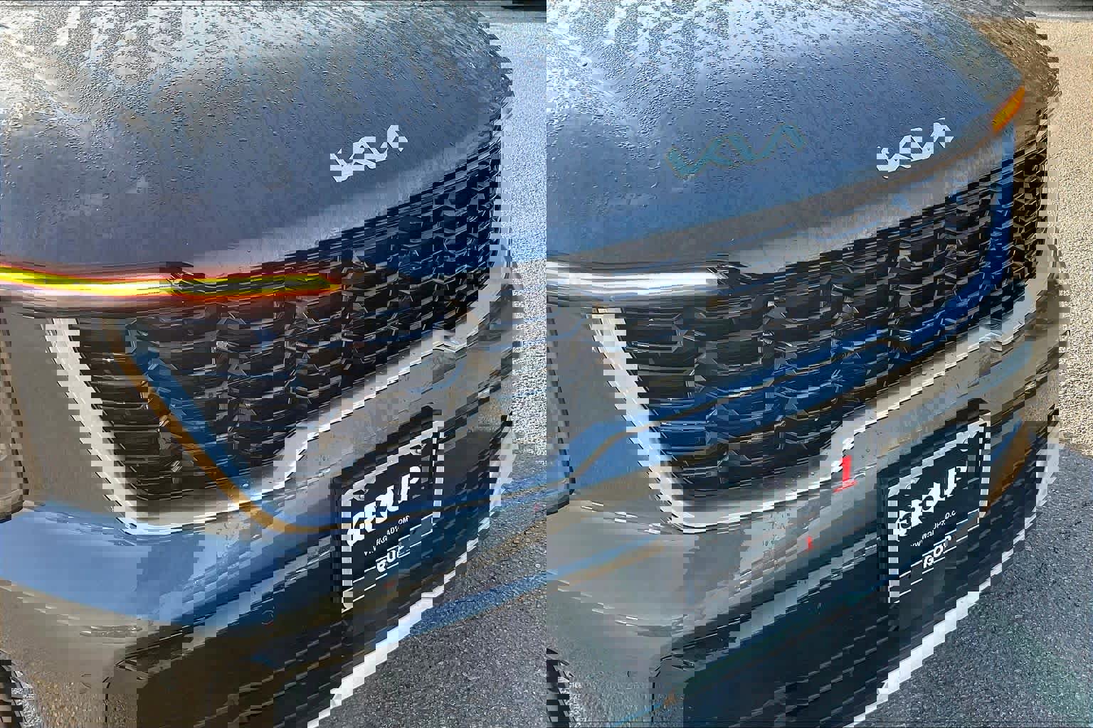 Used 2024 Kia Sorento S image 28