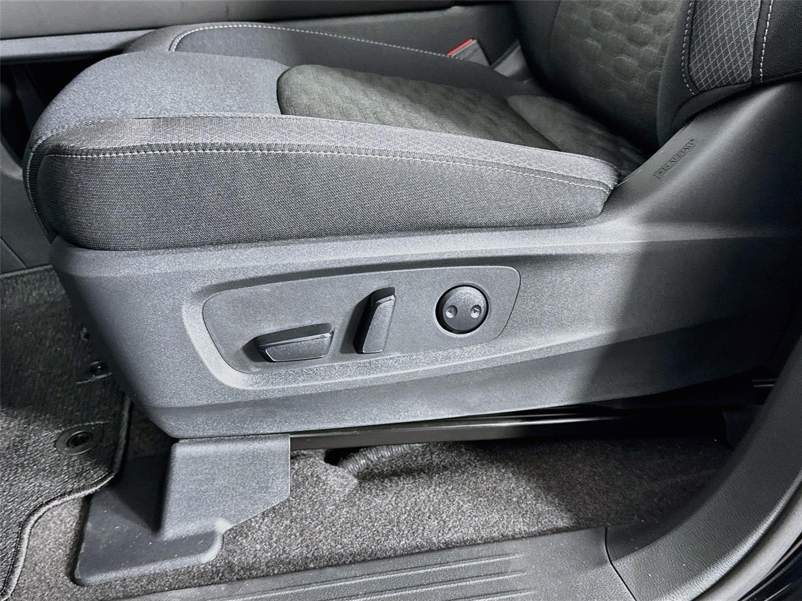 New 2026 Nissan Pathfinder SV FWD image 19