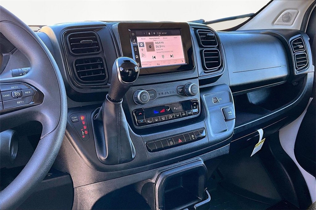 Used 2024 RAM ProMaster 2500 w/ Convenience Group image 5