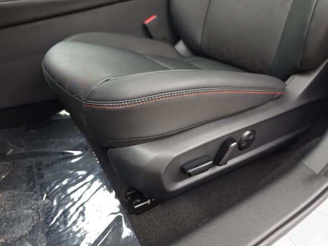 New 2027 Nissan Sentra SR w/ SR Premium Package FWD image 30