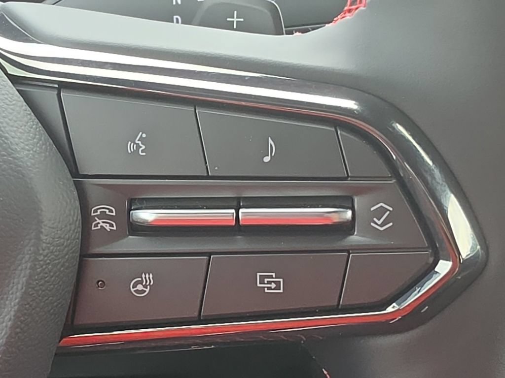 New 2027 Chevrolet Equinox RS w/ Safety and Technology Package FWD image 18