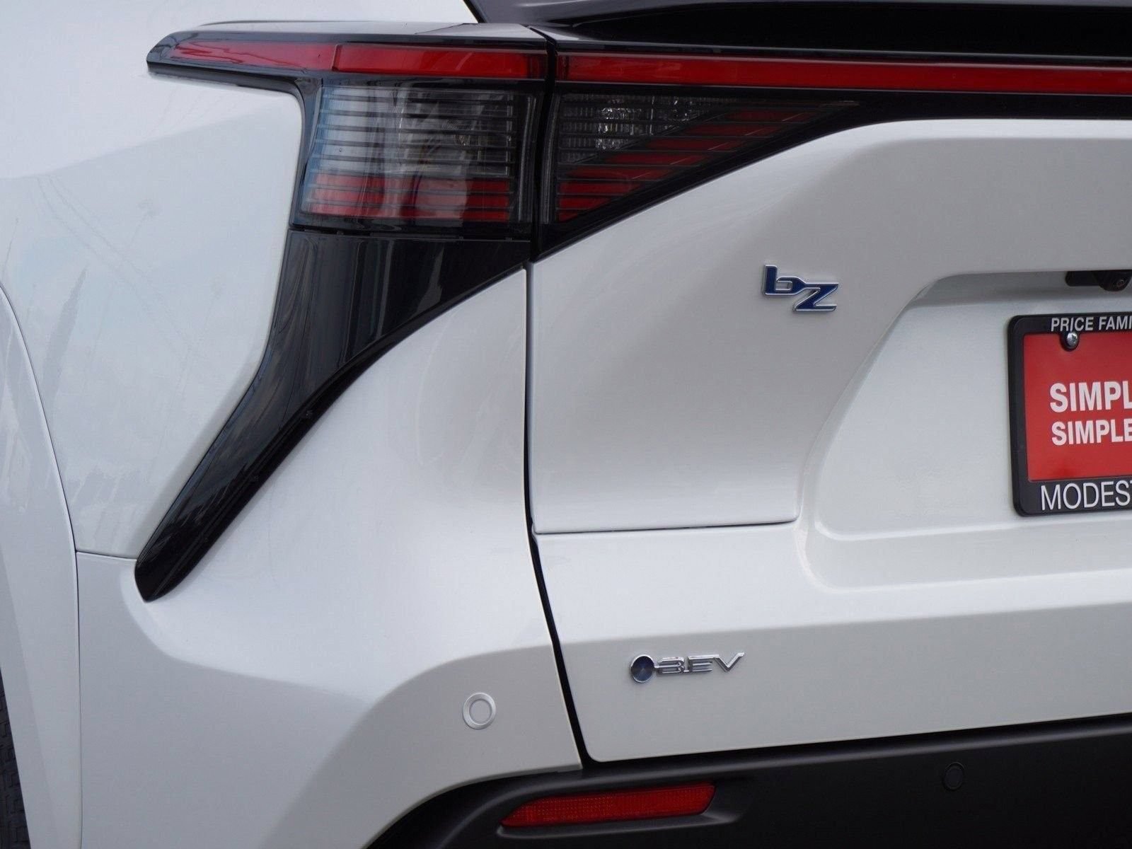 New 2026 Toyota bZ FWD image 37