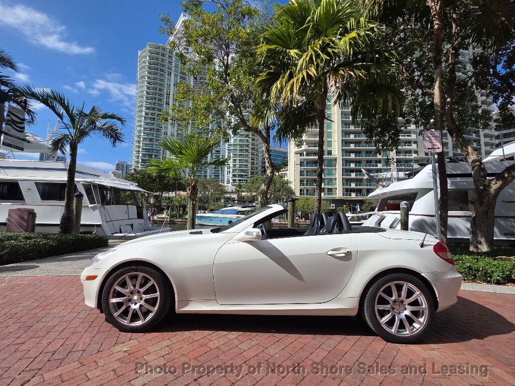 Used 2005 Mercedes-Benz SLK 350 Movie Star image 5
