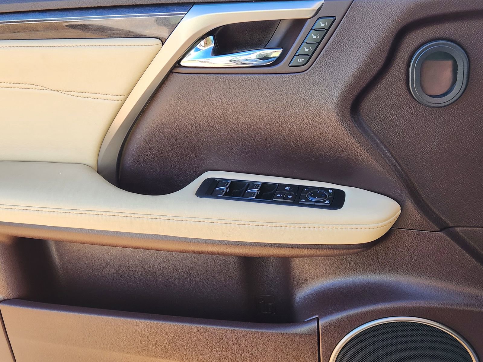 Used 2017 Lexus RX 450h F Sport image 26