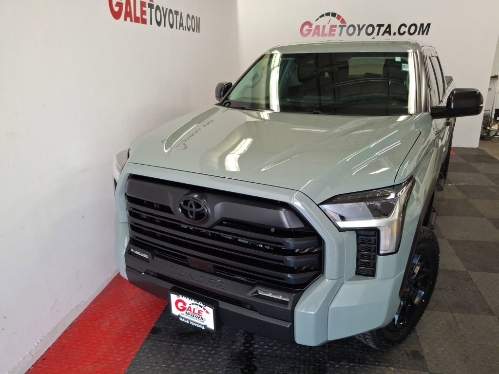 Used 2024 Toyota Tundra SR5 image 3