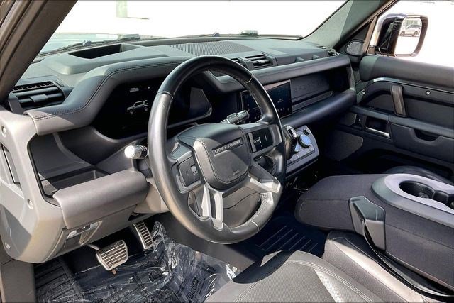 Used 2022 Land Rover Defender 110 X image 15