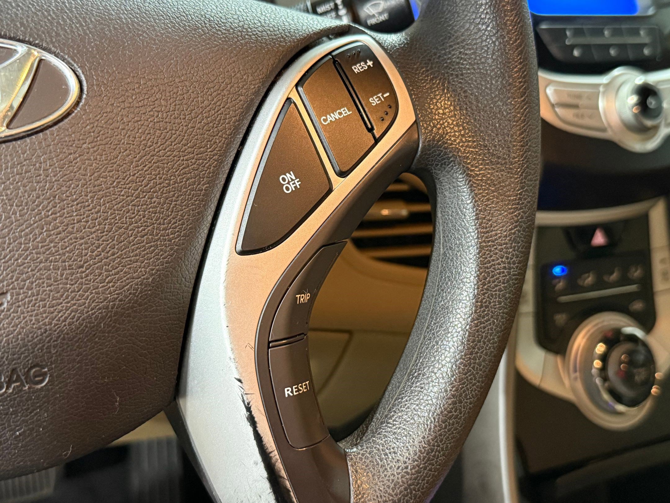 Used 2012 Hyundai Elantra GLS w/ Preferred Pkg 3 image 23