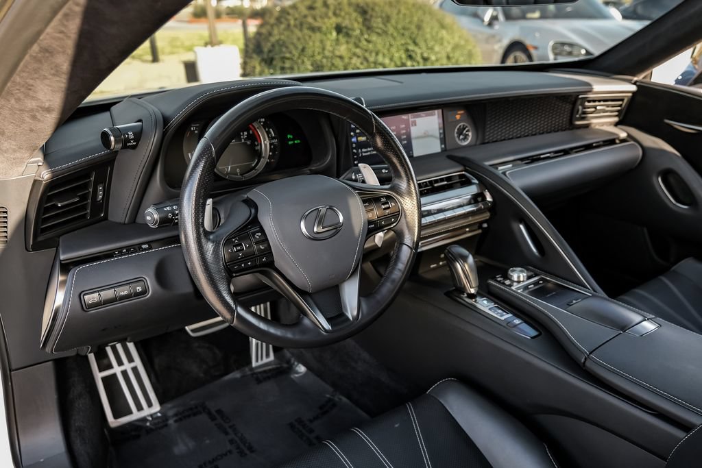 Used 2018 Lexus LC 500 Coupe w/ Touring Package RWD image 11
