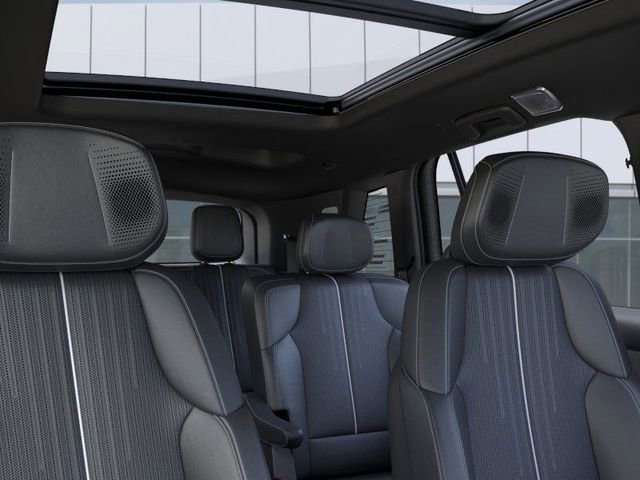 New 2026 Cadillac Vistiq Luxury w/ LPO, Floor Liner Package image 24