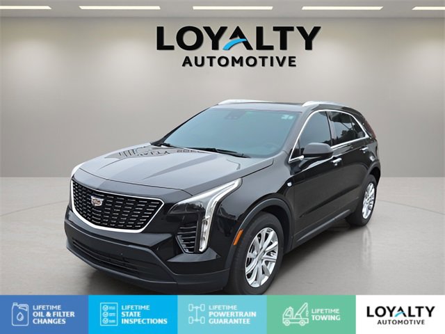 Used 2022 Cadillac XT4 Luxury w/ Cold Weather Package image 1