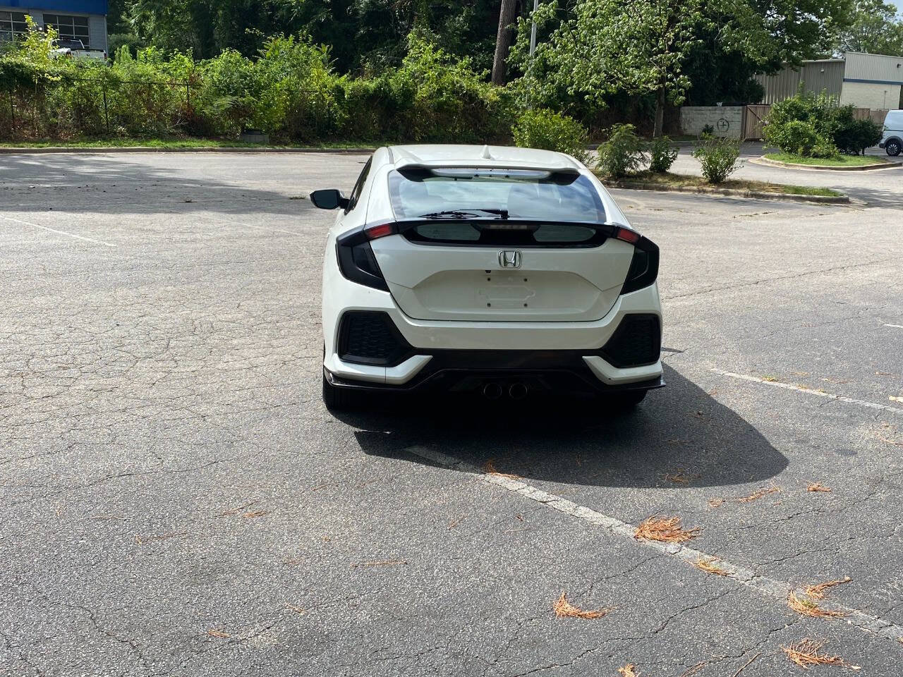 Used 2017 Honda Civic Sport image 6