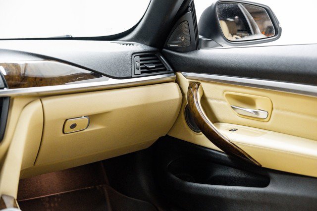 Used 2017 BMW 430i Convertible image 25