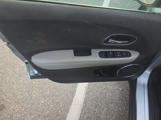 Used 2022 Honda HR-V EX image 6