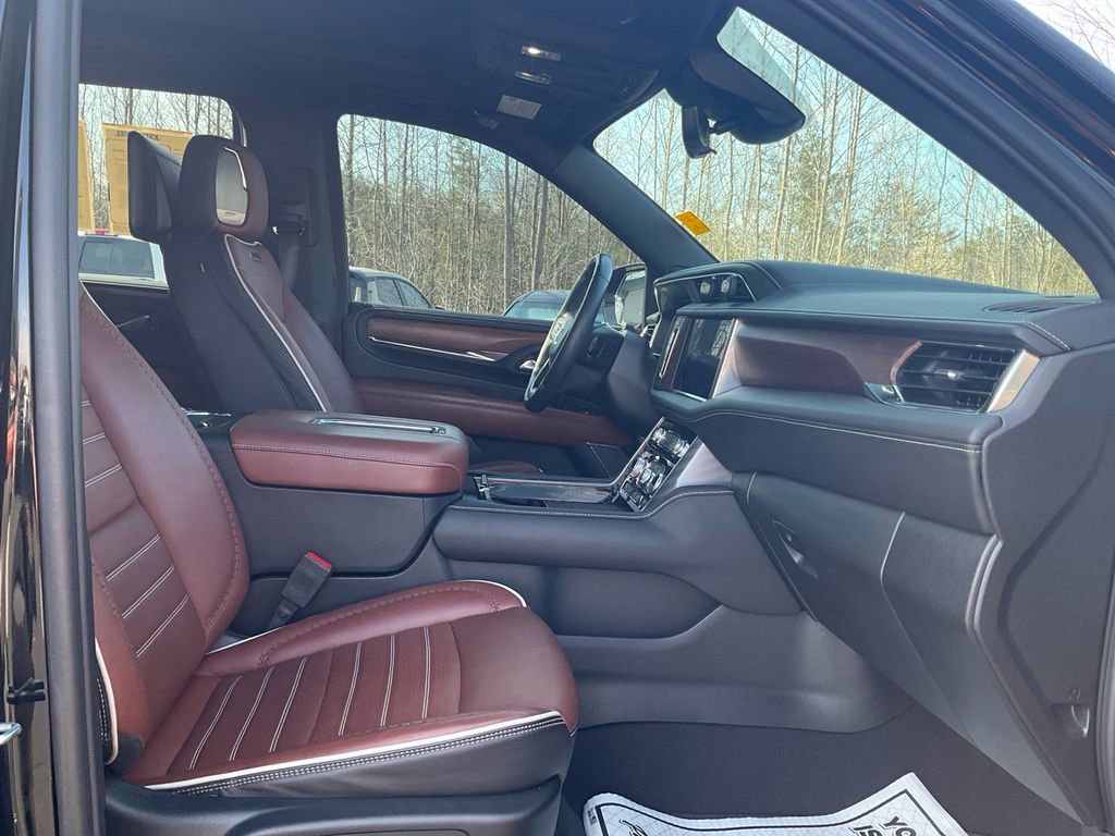 Used 2024 GMC Yukon Denali Ultimate image 12