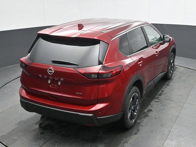 Used 2025 Nissan Rogue SV AWD/4WD image 33