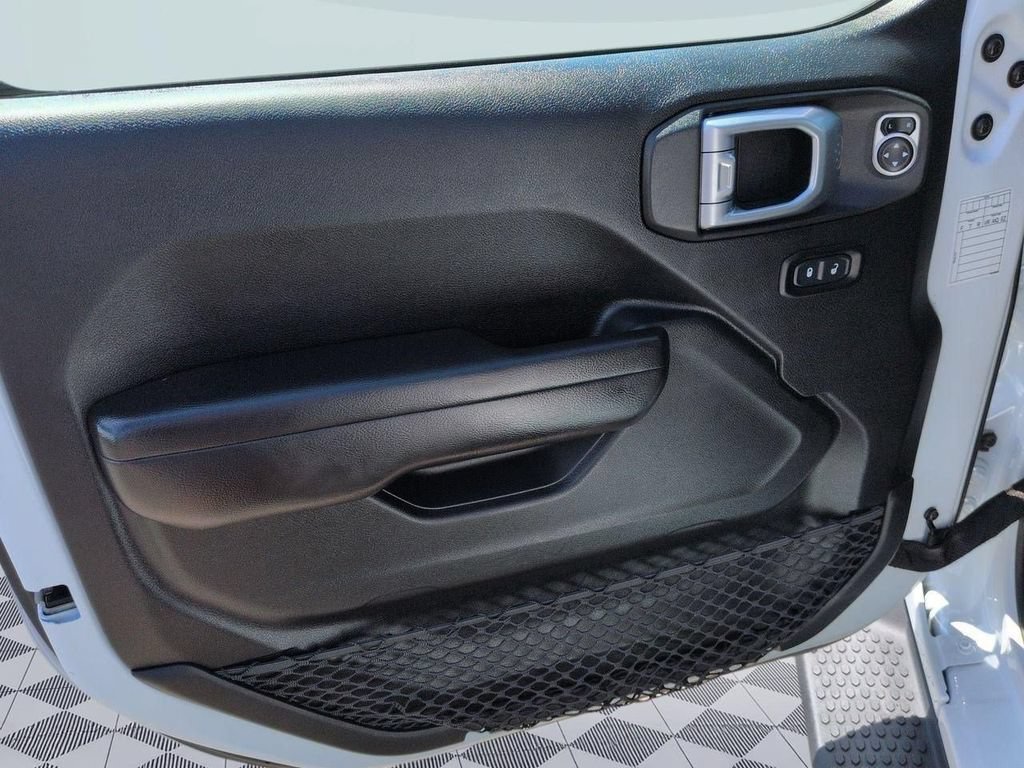 Used 2020 Jeep Wrangler Unlimited Sport S AWD/4WD image 9