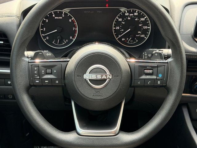 Used 2023 Nissan Rogue SV FWD image 13