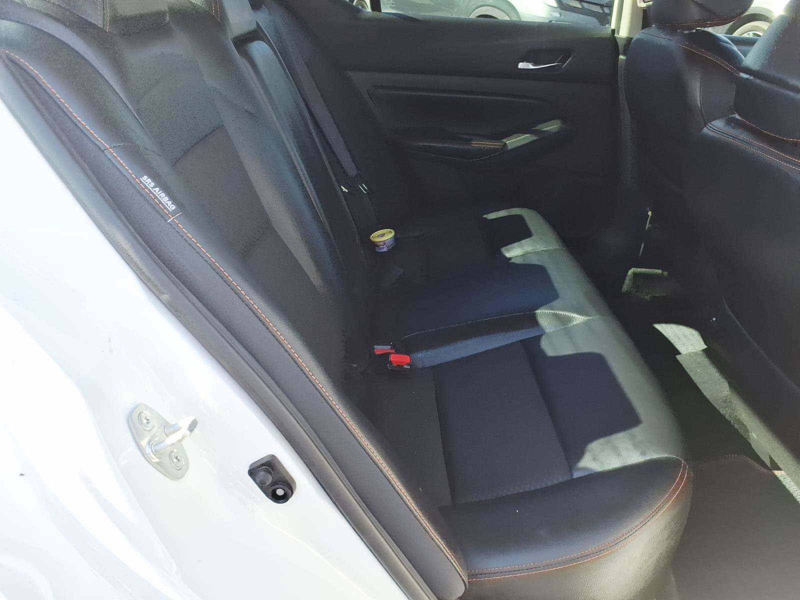 Used 2019 Nissan Altima 2.5 SR w/ SR Premium Package image 14