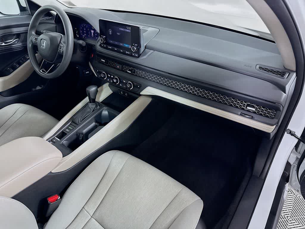 Certified 2023 Honda Accord EX image 25