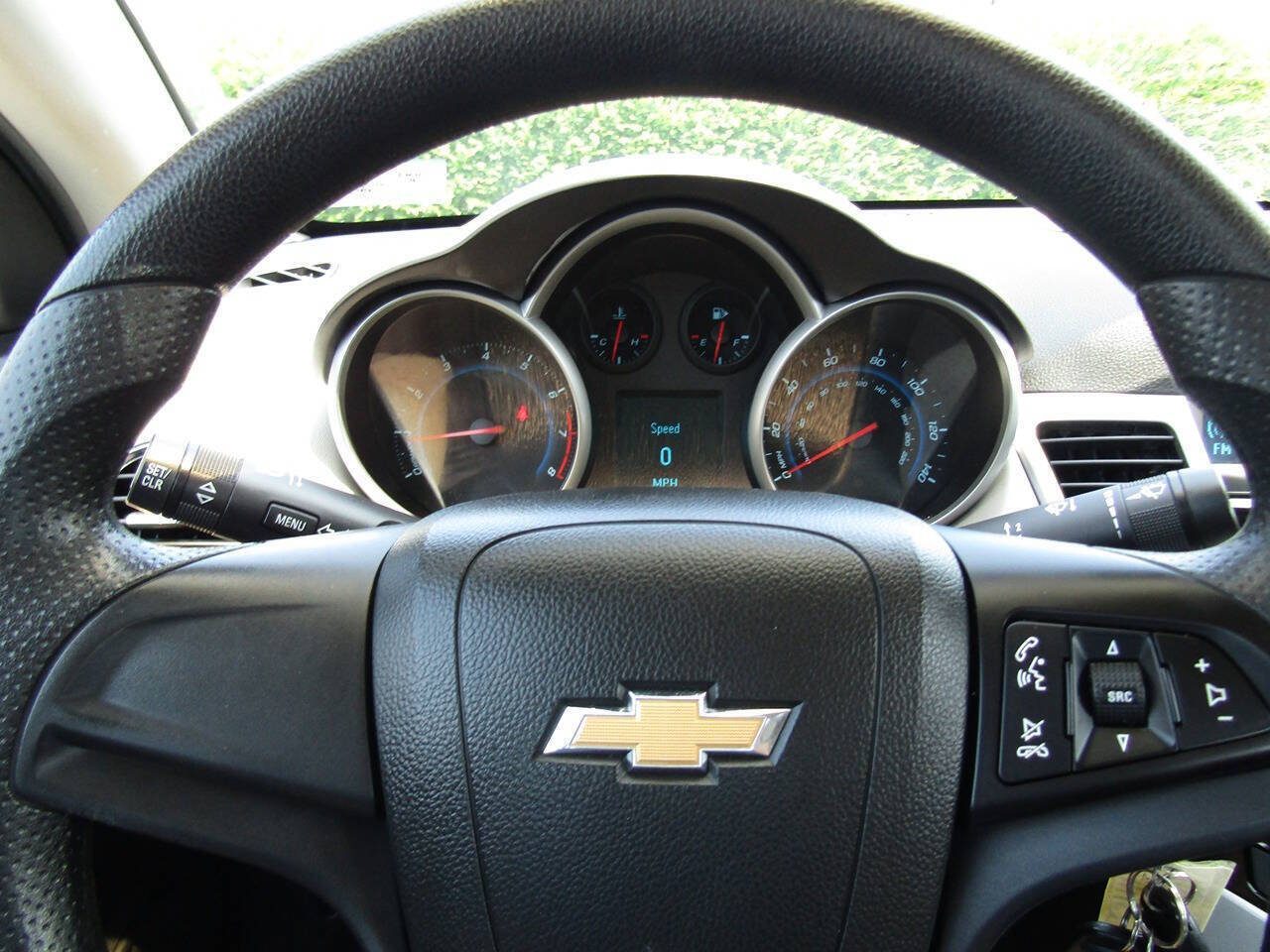Used 2012 Chevrolet Cruze LS w/ Connectivity Package FWD image 11