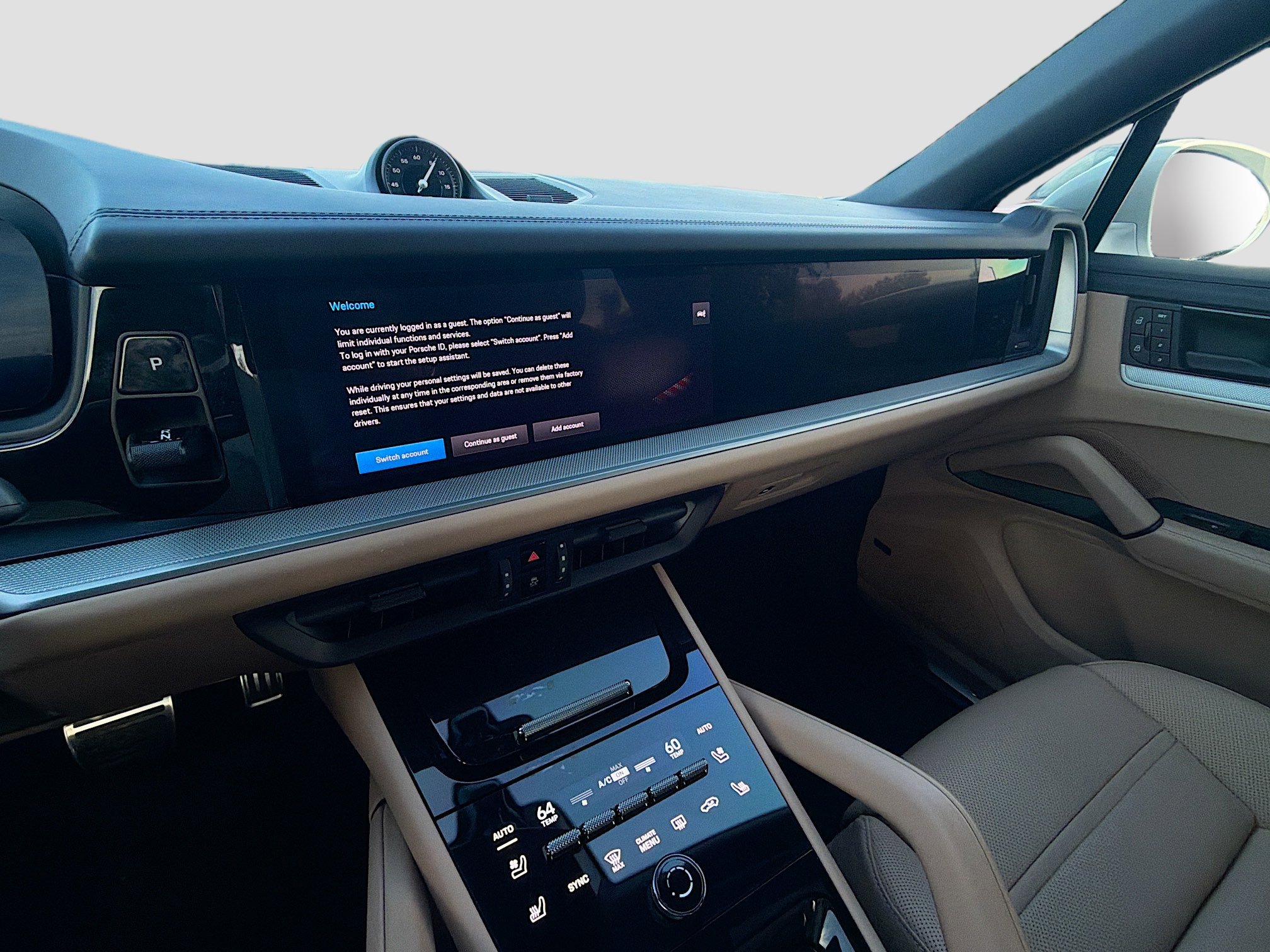 Used 2024 Porsche Cayenne S image 28