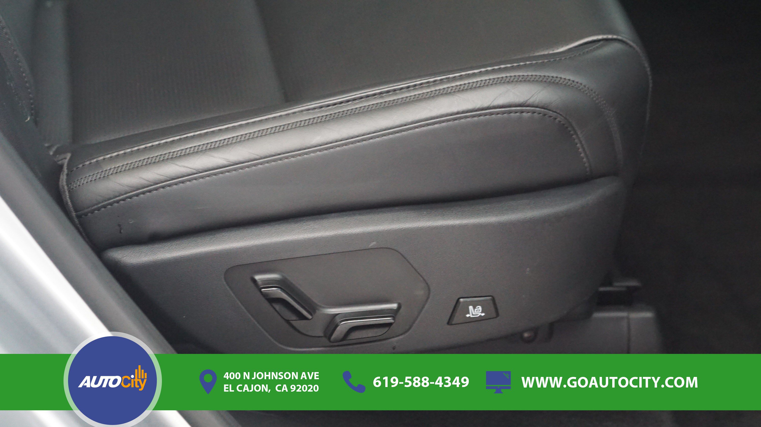 Used 2024 Hyundai Santa Fe Calligraphy AWD/4WD image 19