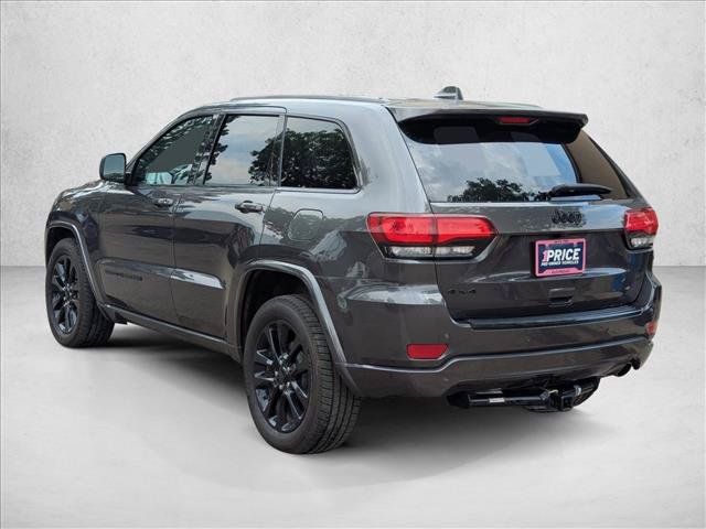 Used 2017 Jeep Grand Cherokee Altitude AWD/4WD image 7